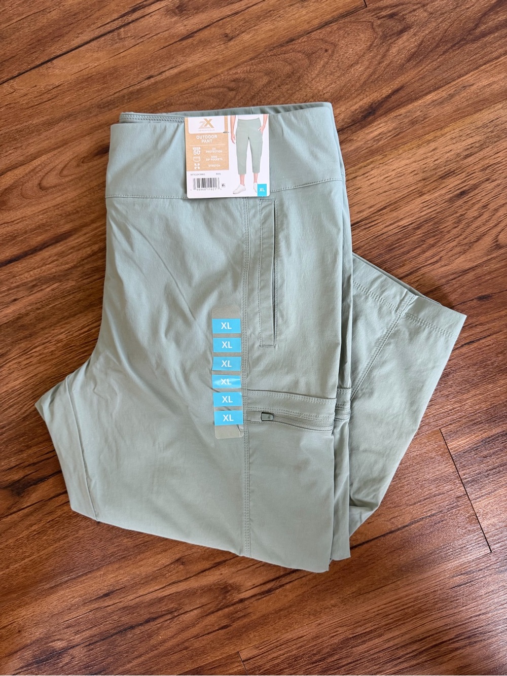 ZeroXposur Women’s Stretch Capri Pants-Zip Pockets- Water Repellent- UPF 50+ NWT